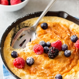 Mixed-berry-baked-oatmeal-souffle-5